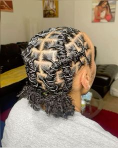 Twist Loc Styles, Loc Hairstyles For Men, Mens Dreadlock Styles, Cornrow Braids Men, Dreadlocks Hair Care, Mens Twists Hairstyles, Short Dreadlocks Styles, Hair Twists Black