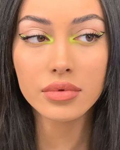 Eyeliner Color, Neon Makeup, Smink Inspiration