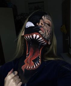 Venom Costume, Carnival Makeup, Amazing Halloween Makeup, Halloween Makeup Scary, Halloween Costumes Makeup, 31 Days Of Halloween, Sfx Makeup, Halloween Makeup Looks