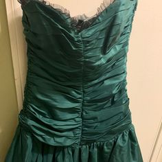 Green Dress With Black. Never Been Worn. New With Tags. Offers Are Welcome. Green Mini Dress With Fitted Bodice For Evening, Green Mini Dress With Ruched Fitted Bodice, Green Ruched Mini Dress With Fitted Bodice, Green Ruched Bodice Dress For Prom Season, Green Dress With Ruched Bodice For Prom, Green Ruched Bodice Dress For Prom, Green Sweetheart Neckline Lined Dress, Green Ruched Dress For Prom Season, Pretty Mini Dresses