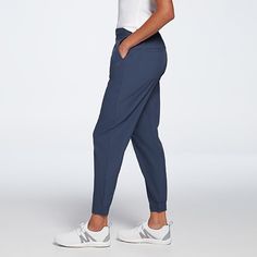 Golf Pants Women, Long Drive, Golf Apparel, Golf Pants, Nike Golf, Ladies Golf, Golf Outfit, Pants Outfit, Easy Wear