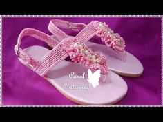 Crochet Flip Flops, Crochet Slippers Free Pattern, Beaded Sandals, Knitting Videos, Beaded Keychains