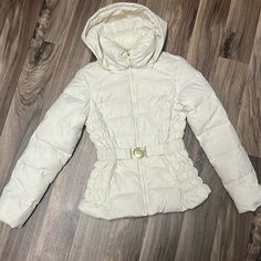 Nwot:Covington, Cream Color, Hooded, Light Weight, Down Jacket. Size M/M; Zippered Front, High Collar; Detachable, Zipper Hood. Gold Front Buckle. Perfect For Winter And Milder Temperatures, Even In Rainy Days! Fitted White Hooded Jacket For Fall, Winter White Outerwear With Double-lined Hood For Cold Weather, Cream Winter Puffer Jacket For Cold Weather, Winter White Outerwear With Double-lined Hood, Cream Puffer Jacket For Cold Winter Weather, Cream Puffer Jacket For Winter Weather, Cream Puffer Jacket For Winter, Padded Collar Hooded Jacket For Cold Weather In Spring, Spring Hooded Jacket With Padded Collar For Cold Weather