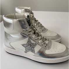 Vintage Havana Silver Glitter Star High Top Sneakers / Nwot New Without Tags Never Worn Slight Faint Mark In Third Picture Silver High-top Sneakers With Speckled Midsole, Casual Silver High-top Sneakers With Speckled Midsole, Silver Glitter Sneakers For Streetwear, Sporty Glitter Sneakers With Round Toe, White Low-top Sneakers For Party, Silver High-top Sneakers With Glitter Accents, Sporty High-top Glitter Sneakers, Sporty High-top Sneakers For Party, Glitter Accent Sneakers For Streetwear With Round Toe