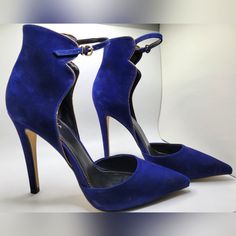 This Is A Brand New Pair Of Messeca New York 4" Navy Suede Heels With Gold Piping. In Us Size 9/Eu Size 40. Tried On Only But Never Worn Outside. We're Originally$195 Brand New. Box Not Available But Will Arrive In Sealed Storage Container. Buying These Shoes Helps Support Hodgepodge Farm And Rescue, A 501(C)(3) Non-Profit Animal Rescue. Buy Some Heels To Help Some Hooves! Blue Ankle-high Heels With 4-inch Heel, Blue Ankle-high Heels For Party, Ankle-high Blue Heels For Party, Royal Blue Pointed Toe Heels For Evening, Royal Blue Pointed Toe Heels For Spring, Blue Ankle-high Formal Heels, Blue Ankle-high Heels For Formal Occasions, Royal Blue High Heel Evening Heels, Chic Royal Blue High Heels