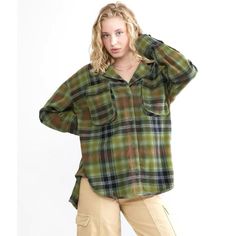 Free People We The Free Izzy Cargo Olive Combo Relaxed Flannel Shirt New Without Paper Tags Size L 100 % Cotton Free People Izzy Women’s Cargo Shirt - Oversized Fit - Buttoned Front Closure - Asymmetric Lower Back Cargo Shirts, Plaid Top, Brown Plaid, Plaid Flannel Shirt, Plaid Tops, Relaxed Style, Plaid Flannel, Green And Orange, Flannel Shirt