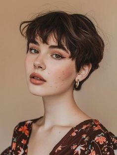 Cute Very Short Haircuts, Wavy Pixie Haircut With Bangs, Cute Short Hair For Women, Woman’s Short Hair, Pixie Short Cut, Short In The Back Haircut, Short Pixie Bob With Bangs, Two Color Hair Short, Pixie Haircut With Short Bangs