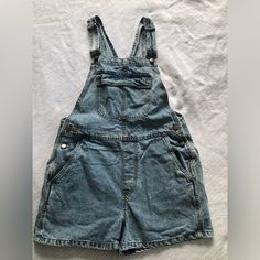 They Are Washed But Never Worn. They Do Not Have Any Stretch. Bundle Two Or More Items For 15% Dark Wash Denim Shortalls, Cheap Non-stretch Cotton Denim Jumpsuit, Blue Washed Denim Shortalls, Cotton Pre-washed Overalls, Non-stretch Blue Denim Overalls, Jean Overalls, Overalls, Women Jeans, The Originals