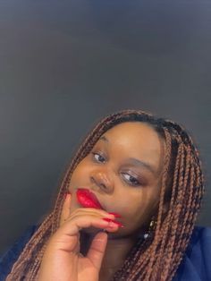 Selfie Portrait, African American Beauty, Corporate Baddie, Red Lipstick Makeup, Outfit Selfie, Selfie Pose, Jewelry Styling