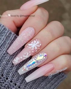 Unghie Sfumate, French Pedicure, December Nails, Red Christmas Nails, Cute Christmas Nails, Cute Acrylic Nail Designs, Fall Acrylic Nails, Christmas Nail Art Designs