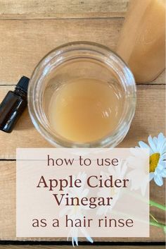 How to Use Apple Cider Vinegar as a Hair Rinse Diy Acv, Diy Apple Cider Vinegar, Hair Rinse Diy, Hair Rinse Recipe, Acv Hair Rinse, Acv Hair, Apple Cider Vinegar Hair, Apple Cider Vinegar Hair Rinse, Acv Rinse