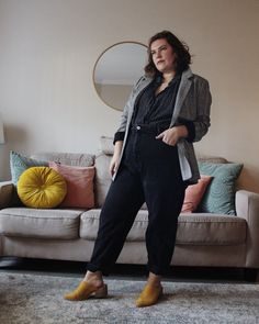 Plus Size Androgynous Fashion, Pattern Clashing, Mid Size Outfits, Plus Style, Lesbian Fashion, Plus Size Patterns, Midsize Fashion, Estilo Real