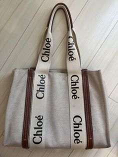 ad eBay - [Excellent-] Authentic Chloe WOODY Medium Tote bag Linen Canvas Beige - Buy Now, click the link (eBay) Beige Accessories, Medium Tote Bag, Linen Canvas, Linen Bag, Medium Tote, Accessories Clothing, Beauty Business, Clothing Women, Camera Photo