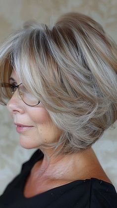 Older Lady Hairstyles, Layer Bob, Versatile Haircut, Women With Glasses, Graduated Bob, Woman Hairstyles, Gorgeous Gray Hair, Aging Beauty, Long To Short Hair