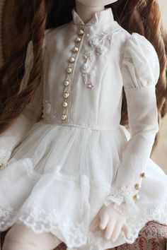 Elegant Long Sleeve Dress-up Sets, Cute Fitted Sets With Buttons, White Long Sleeve Dress-up Sets, White Fitted Princess Style Set, White Button-up Dress For Dress-up Occasion, White Dress With Buttons For Dress-up, White Ruffled Sets For Dress-up, White Ruffled Sets For Dress-up Occasions, Fitted White Sets For Dress-up