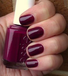 Essie Bahama Mama, perfect for fall! Essie Bahama Mama, Nails Burgundy, Bahama Mama, Essie Nail Polish, Ideas Nails, Essie Nail, Orange Nails