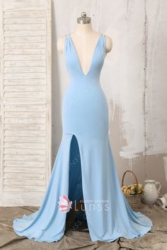 Simple and sexy, this spandex ice blue long mermaid prom dress features sexy top with plunging V neckline and special designed criss-cross strap low back. The high slit on skirt adds extra allurement. Prom Dresses Long Mermaid, Designer Bridesmaid Dresses, Mermaid Prom Dress, Blue Jersey, Sleeveless Gown, Designer Prom Dresses, Fantasy Gowns, Fantasy Dress, Mermaid Fashion