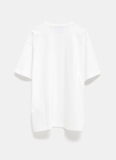 Stone Island short sleeve t-shirt featuring ribbed crew neck and a logo embroidery on chest. Regular fit. Fits true to size, choose your normal size. Standard sizing.