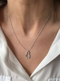 🐧Cutest minimalist penguins from the north pole to your neck🐧 Get this cute jewelry made with the high quality elements✨ You can go with 925K Sterling Silver with the options of Gold, Rose Gold or White Gold finish Beautiful jewelry for everyone 💙 Details * 925K Sterling Silver → 14K Gold, Rose Gold or White Gold plated * Chain length is approximately 18 inches (16+2 in extender) / 45 cm (40+5 cm extender) * Time is important! You will receive your package as soon as possible 🚚 * We care about the quality of metal to make sure it will last for a long time * We use enamel technique to color the jewelry and high quality zircons only * There can be tiny differences on each item, length difference of the chain as well as color changes and shade differences of the stones and enamel is possi Penguin Necklace, Recycled Necklaces, Zircon Necklace, Jewelry Minimalist, The North Pole, North Pole, Dainty Jewelry, Gold Plated Chains, Diver