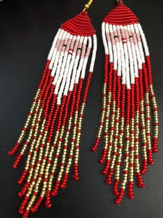 Handwoven Earrings, Seed Bead Jewelry Patterns, Holiday Earrings, Earrings Christmas, Holiday Earring, Christmas Earrings, Seed Bead Jewelry, Fringe Earrings, Jewelry Patterns