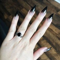 Halloween Nail Art Ideas, Dark Nail, Witch Nails, Stiletto Nail Art, Gothic Nails, Nails 2020, Dark Nails