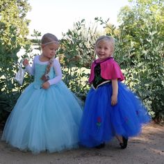 Elsa Halloween Costume, Princess Costumes For Girls, Sibling Halloween Costumes, Disney Princess Dress Up, Anna Costume, Disney Frozen Birthday Party, Princess Theme Birthday Party, Disney Frozen Birthday, Frozen Themed Birthday Party