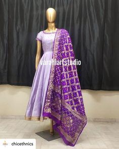 Banaras Anarkali Dresses, Pattu Anarkali Dress, Pattu Churidar Designs, Benaras Dupatta, Simple Frock Design, Designer Anarkali Dresses, Churidar Designs