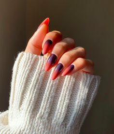 October Fall Nails, 2024 Color Trends, Cute Fall Nails, Short Fall Nails, New Nail Trends, Aura Nails, Purple Aura, Thanksgiving Nail Art, Velvet Nails