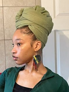 #stvincentandthegrenadines #headwrapstyles #headwraps Headscarf Hairstyles, Headwrap Hairstyles, Earthy Aesthetic, Head Wrap Styles, Hair Wrap Scarf, Hair Scarf Styles, Mode Turban, Head Scarf Styles