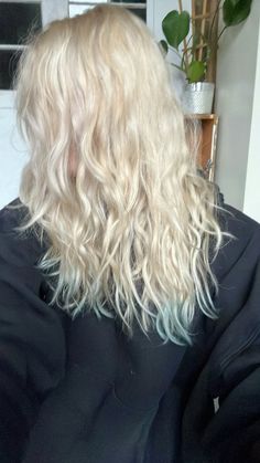 Blue tips platinum Hair Hazel Eyes, Blue Tips, Platinum Hair, Hazel Eyes, Bleached Hair, Tumbling, Platinum, Bleach, Stain