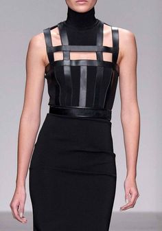 David Koma, Futuristic Fashion, Lularoe Styling, Futurism, Future Fashion, Fashion Tips For Women, Fantasy Fashion, Dark Fashion, Fall 2014