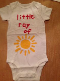 Painting Onsies Ideas, Onesie Painting Ideas, Diy Onesie Decorating, Onesie Decorating Ideas, Onesie Decorating, Onesie Ideas