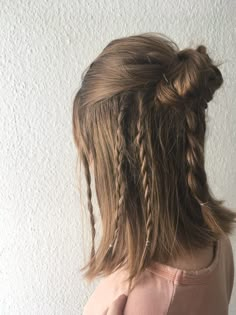 Peinados Fáciles Para Cabello Corto, Penteado Cabelo Curto, Hair Stylist Life, Short Hair Styles Easy, Aesthetic Hair, Hairstyles Haircuts, Hair Day, Pretty Hairstyles