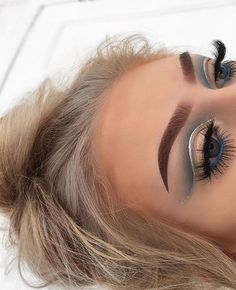 Maquillage Yeux Cut Crease, Crease Makeup, Beauty Make-up, Make Up Looks, Makeup Goals, Cut Crease, Prom Makeup, Gorgeous Makeup, Sims 4 Cc