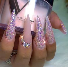 Simple Boujee Nails, Stilleto Nails Designs, Stiletto Nail Art, Nails Design With Rhinestones, Stiletto Nails Designs, Coffin Nails Designs, Bling Nails, Fancy Nails, Dope Nails