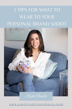 7 Tips for what to wear to your personal brand photoshoot Brand Shoot Outfit, Branding Shoot Outfit, Author Photos, Brand Photoshoot Ideas, Personal Brand Photoshoot, Brand Shoot, Branding Shoot