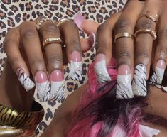 2000s Hello Kitty Nails, 2000s Pedicure, Silver Y2k Nails, 2000s Duck Nails, Nail Manifestation, Snooki Nails, 200s Nails, Y2k Christmas Nails, Y2k Duck Nails