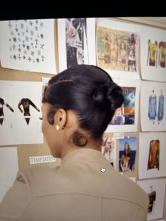 Natural Hair Slick Hairstyles, Cute Bun Styles Black Women, Slick Back Black Women, Two Buns Natural Hair, Slick Back Bun Short Hair, Slick Back Side Part, Sleek Hairstyles Black Women, Middle Bun, Dess Dior