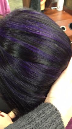 Black And Purple Hair Highlights, Dark Purple Chunky Highlights, Chunky Purple Highlights On Dark Hair, Purple Chunky Highlights, Putple Hair, Purple Hair Streaks, Purple Hair Highlights, Purple Streaks, Hair Color Underneath