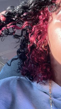 pink hair inspo , under dye pink hair Pink Dye Hair Ideas, Curly Hair Pink Underneath, Multi Colored Hair Black Women, Red Picaboo Hair, Pink Highlights Wavy Hair, Ginger With Pink Underneath, Dyed Curly Hair Inspiration, Under Layer Hair Dye Curly, Red Peekaboo Hair Curly