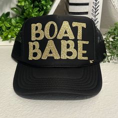 Name something better than being a BOAT BABE. ❤ One size, snapback ❤ Foam front  ❤ Curved Bill ❤ Made with glitter heat transfer vinyl  (Options for black and white non glitter) Black Snapback Hat With Letter Print For Beach, Black Letter Print Bucket Hat, Fun Black Baseball Cap With Letter Print, Black Trucker Hat With Letter Print For Beach, Customizable Black Snapback Hat With Flat Brim, Black Snapback Hat With Letter Print, Fun Black Trucker Hat With Letter Print, Customizable Black Trucker Hat With Flat Brim, Black Novelty Hat With Letter Print