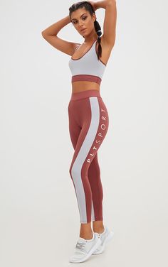 Rose Contrast Gym Leggings Academia Looks, Athleisure Photoshoot, Sports Outfits, Contrast Design, Walking Outfits, Fitness Outfits, Cute Gym Outfits, Gym Accessories, Workout Outfits