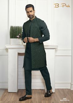 Style Ethnic Men's wear. Top Details Color - green Fabric - Imported Bottom Details Color -green , Fabric -suiting , Style -pant Package Include :Jacket and pant Turban ,Mojari And Other Accessories Are Not Sold Along With The Dress. Additional Information : - As This Sherwani/Waistcoat/Kurta Are Made As Per Orders So It Is Strictly Not Acceptable Once Get Delivered .So Kindly Choose Body Fit Size . Also We Keep 2 Inches Extra Margin In The Dress. Make A Classy Impact, Dressed In This Navy Blue Waist Coat Men Wedding, Coat Men Wedding, Kurta Pajama For Wedding, Sherwani Groom Wedding, Waist Coat Men, Men Dressing, Groomsmen Dress, Green Jacket Men, Wedding Kurta