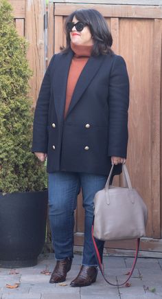 sezane james coat review, sezane outfit, sezane style Sezane James Coat, Sezane Style, Sezane Outfit, Preppy Fall Outfits, Shawl Collar Blazer, Preppy Fashion, 40 Fashion, Navy Coat, Preppy Fall