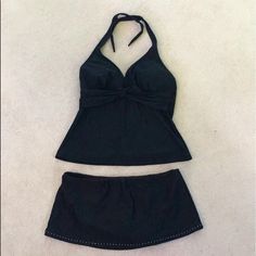 New Without Tags. Becreative 2-Piece Tankini Swimsuit. Black. Size 10. Top-Halter Style, Padded, Neck Straps. Armpit-Armpit 13”. Hem 18”. Armpit-Hem 12”. 80% Nylon. 20% Lycra. 70% Nylon. 30% Lycra. Lining 93% Nylon. 7% Lycra Spandex. Bottom-Skort Style With White Stitching. Waist 14.5”. Hem 20”. Length 9”. 74% Polymide, 26% Elastane. Old Money Bathing Suits, 2000 Swimsuit, Swimsuit For Big Tummy, Cute Swimming Suits, Swim Fits, 90s Swimsuit, Modest Bikinis, Swim Outfits, Halter Top Swimwear