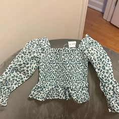 Fun And Trendy! Cute Long Sleeve Summer Tops, Cute Printed Tops For Fall, Cute White Tops For Fall, Cute Long Sleeve Printed Tops, Playful Long Sleeve Tops With Ruffles, Playful White Fitted Top, Cute Green Printed Top, Playful Fitted White Top, Long Sleeve Graphic Print Tops For Brunch