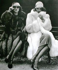 20s Aesthetic, Vogue Vintage, Marie Claire Magazine, Fur Coat Vintage, Look Retro, 20s Fashion, Neue Outfits, Vintage Glam