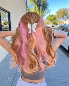 Bright Ombre Hair, Brown And Peach Hair, Pink And Dark Blonde Hair, Bright Hair Colour Ideas, Blonde With A Pop Of Color, Blonde Hair Pink Ends, Hair Color Ideas For Blondes For Summer, Under Color Hair Ideas Blondes, Blonde Hair With Peekaboo Color