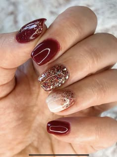 Autumn Manicure Fall Nails Ideas 2022, Nail Ideas Dip Powder Fall, Sparkle Fall Nail Designs, Winter 2023 Short Nails, September Birthday Dinner Ideas, Short Fall Wedding Nails, Fall Nails 2023 Trends Red, Fall Wedding Nails Bridesmaid Rust, Thanksgiving Dip Nails Ideas