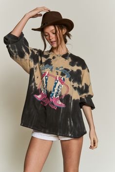 Step into the wild west with our Cowboy Boots Pullover! Crafted from super soft material, this stylish pullover will keep you comfortable throughout the day. With a unique bleached detail and an oversized fit, this graphic tee adds a classic western vibe to your wardrobe. Perfect for everyday wear, show off your adventurous side with this long sleeve tshirt! -Loose Fit 95% Cotton, 5% Spandex Made in the USA Want to view this on the *Live* Sizing & Styling Guide?! Watch it in the photo section ab Fall Crew Neck Stonewashed Tops, Fall Stonewashed Crew Neck Top, Relaxed Fit Stonewashed Tops For Fall, Fall Stonewashed Relaxed Fit Tops, Oversized Washed T-shirt For Fall, Fall Stonewashed Black Top, Fall Ranch Crew Neck T-shirt, Oversized Tops For Rodeo In Spring, Oversized Spring Tops For Rodeo